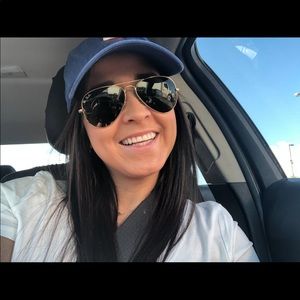 Meet your Posher, Marisol